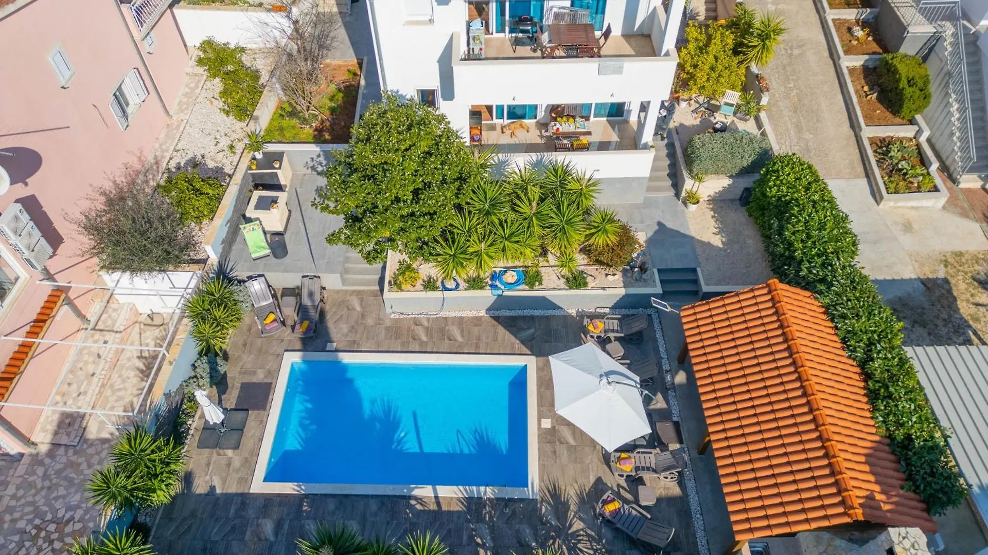Apartments Sunshine With Pool Trogir Croatia